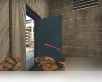 csgo中如何开门?